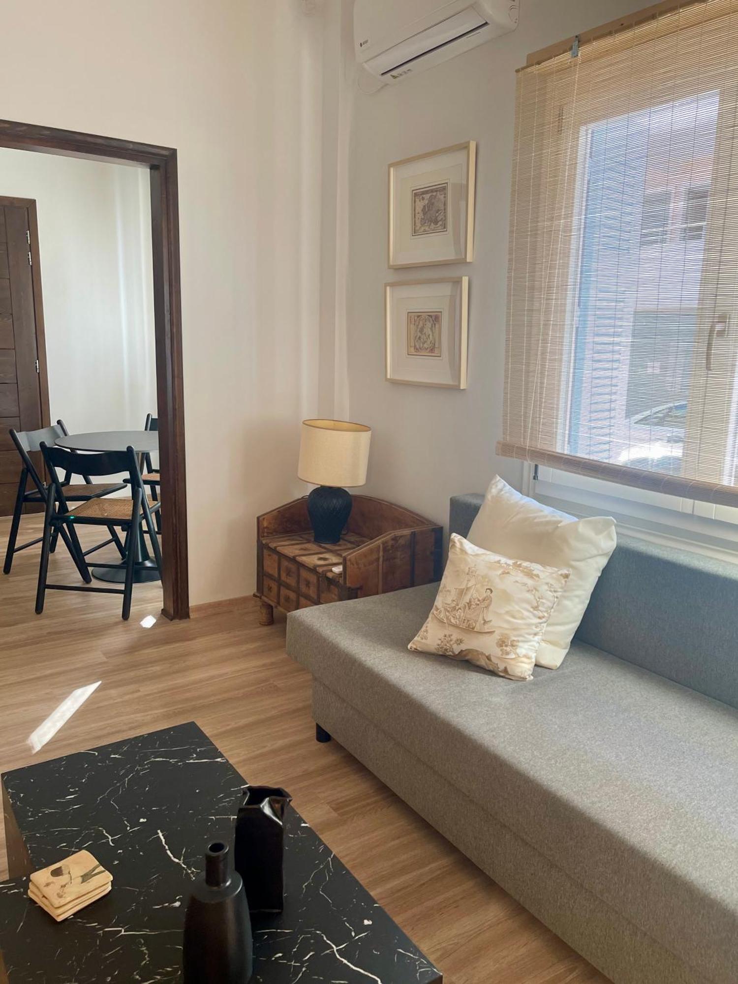 Stella'S Petite Boite Apartment ราฟีนา ภายนอก รูปภาพ