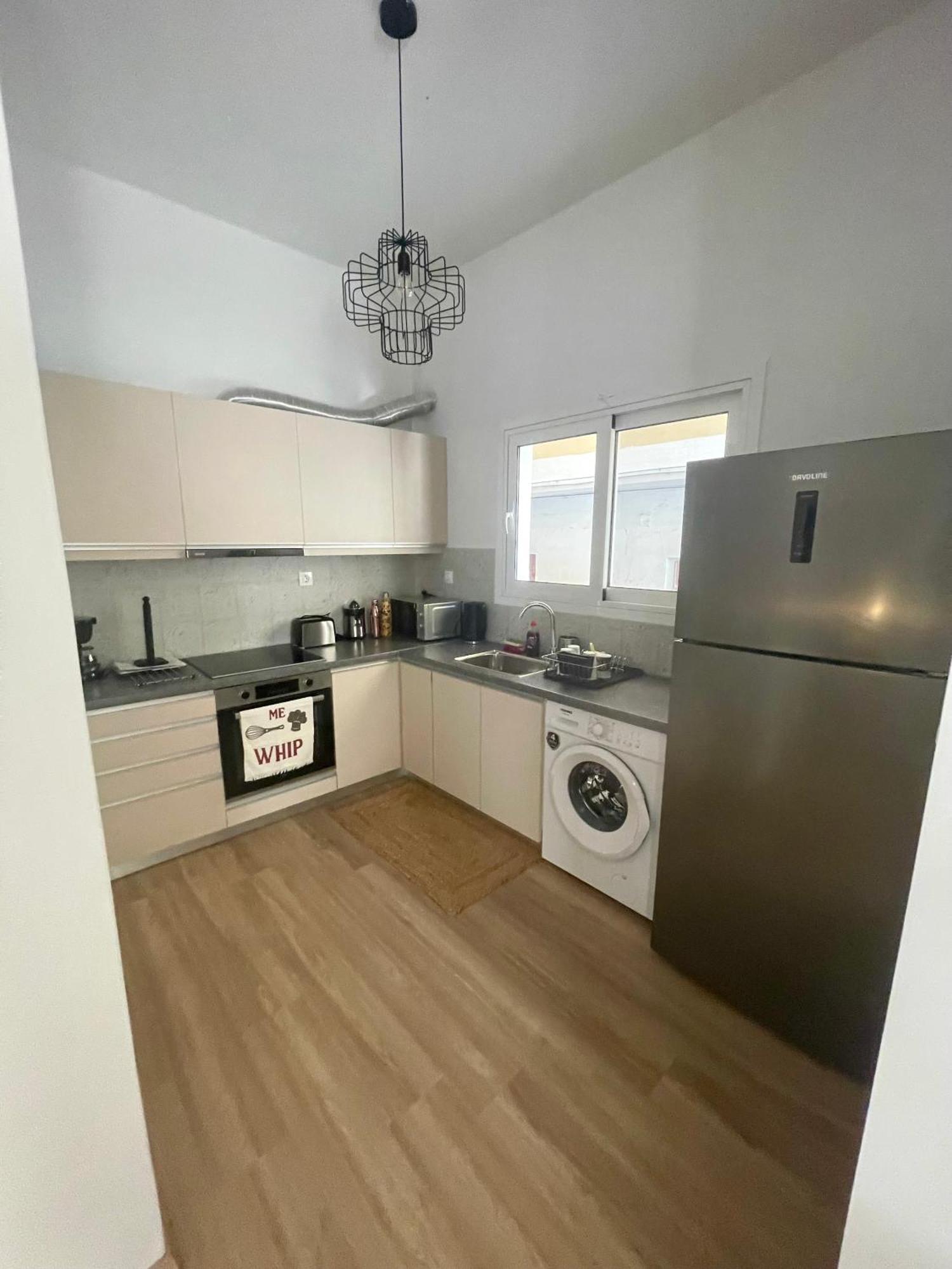 Stella'S Petite Boite Apartment ราฟีนา ภายนอก รูปภาพ