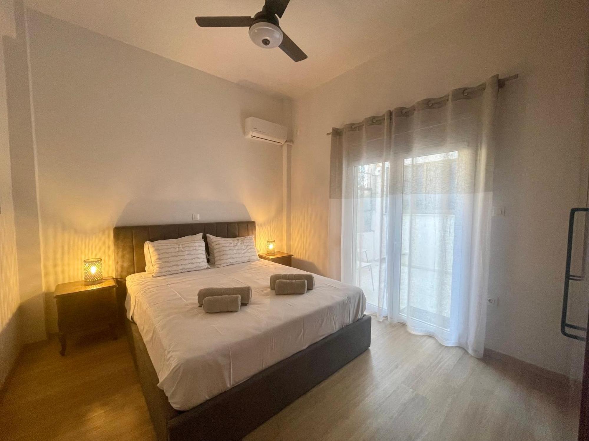 Stella'S Petite Boite Apartment ราฟีนา ภายนอก รูปภาพ